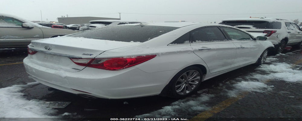 5NPEC4AB2DH544769 2013 HYUNDAI SONATA photo no. 4