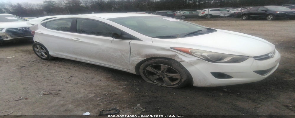 5NPDH4AE4DH334245 2013 HYUNDAI ELANTRA photo no. 5
