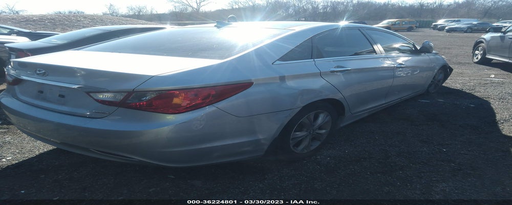 5NPEC4AC9CH465946 2012 HYUNDAI SONATA photo no. 4