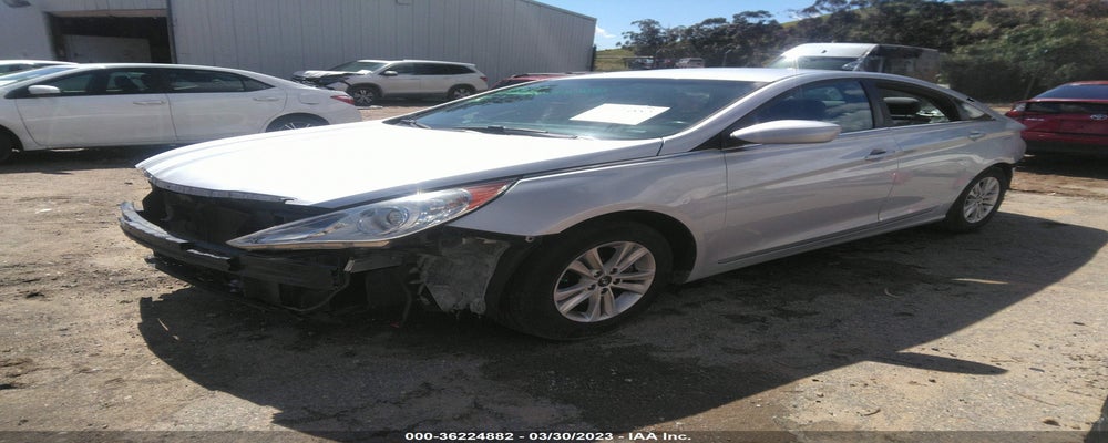 5NPEB4AC3DH735869 2013 HYUNDAI SONATA photo no. 2