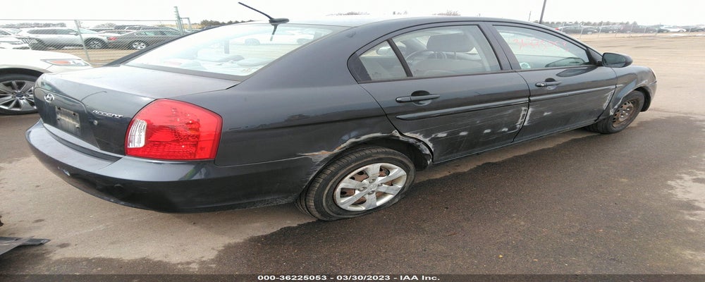 KMHCN4AC9AU490748 2010 HYUNDAI ACCENT photo no. 4