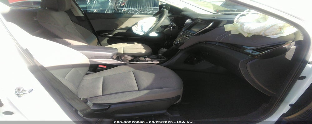 5NMZU3LB8JH064654 2018 HYUNDAI SANTA FE SPORT photo no. 5