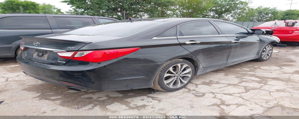 5NPEC4AB1DH702180 2013 HYUNDAI SONATA photo no. 4
