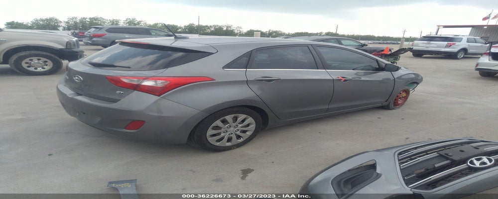 KMHD35LH3GU302968 2016 HYUNDAI ELANTRA GT photo no. 4