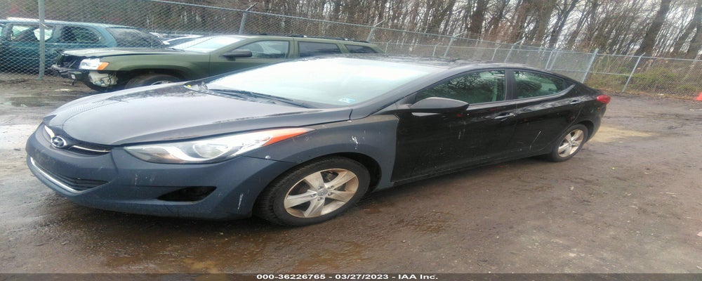 5NPDH4AE7BH011563 2011 HYUNDAI ELANTRA photo no. 2