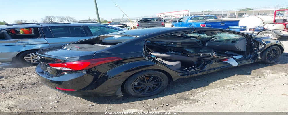 KMHDH4AE3FU355379 2015 HYUNDAI ELANTRA photo no. 4