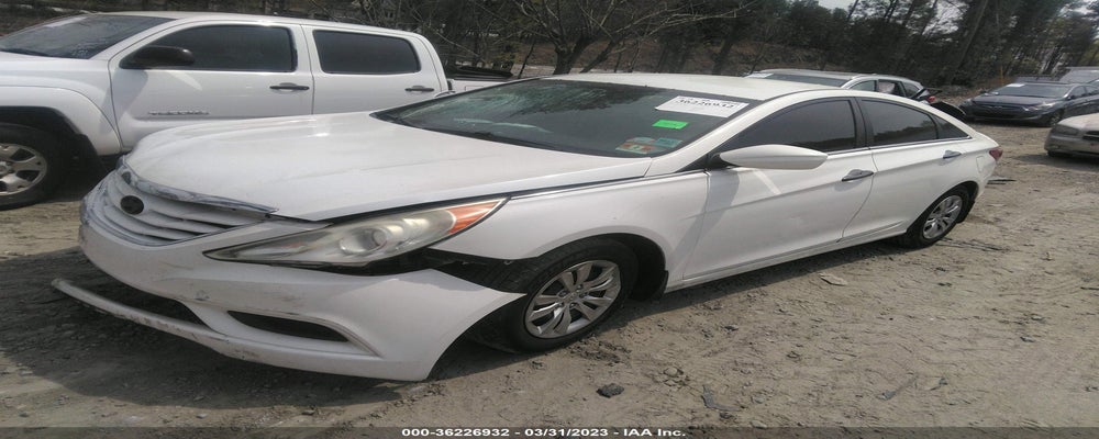 5NPEB4AC3DH558837 2013 HYUNDAI SONATA photo no. 2