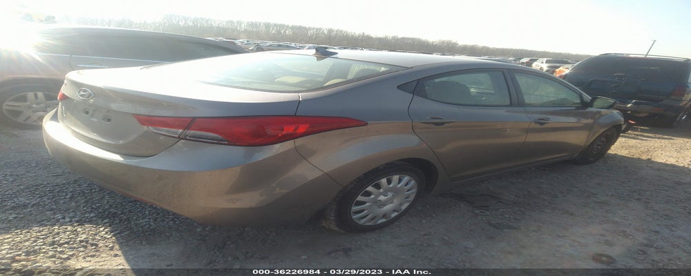 5NPDH4AE8DH163807 2013 HYUNDAI ELANTRA photo no. 4