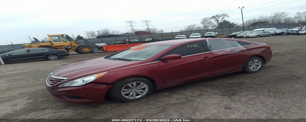 5NPEB4AC4DH525328 2013 HYUNDAI SONATA photo no. 2