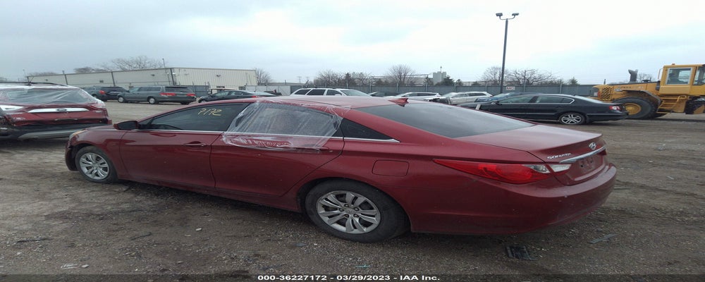 5NPEB4AC4DH525328 2013 HYUNDAI SONATA photo no. 3
