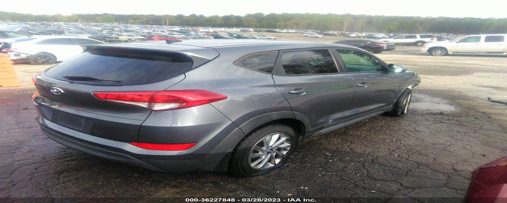 KM8J23A41HU452072 2017 HYUNDAI TUCSON photo no. 4