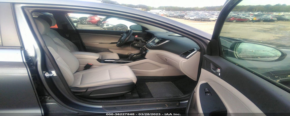 KM8J23A41HU452072 2017 HYUNDAI TUCSON photo no. 5