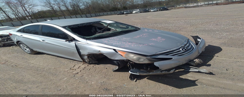 5NPEB4AC5CH326450 2012 HYUNDAI SONATA photo no. 13