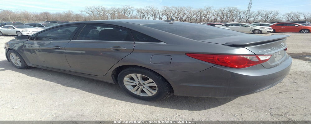 5NPEB4AC4CH351470 2012 HYUNDAI SONATA photo no. 3