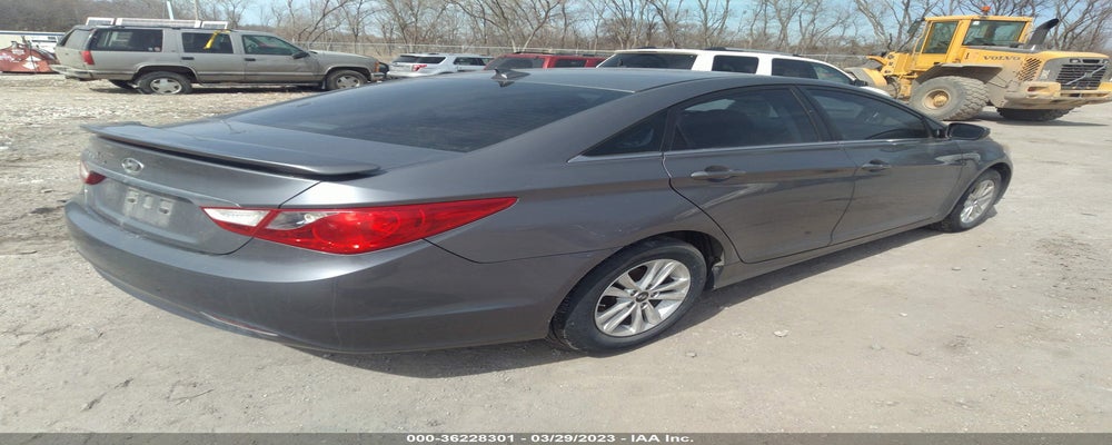 5NPEB4AC4CH351470 2012 HYUNDAI SONATA photo no. 4