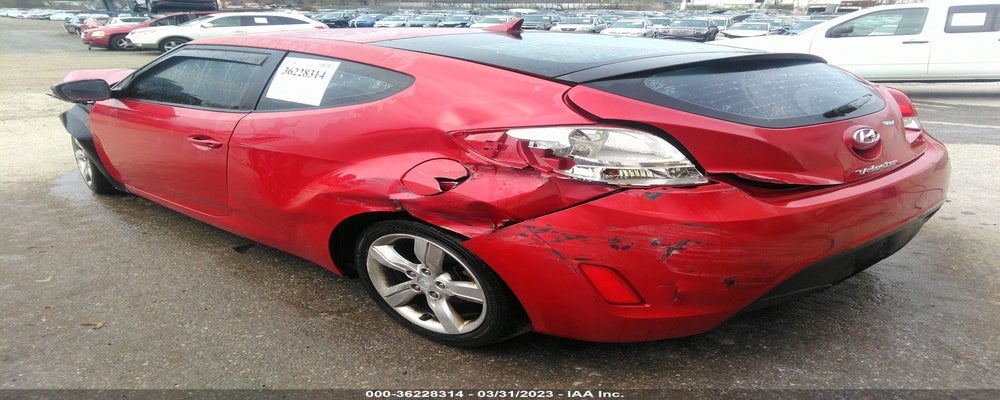 KMHTC6AD0CU028334 2012 HYUNDAI VELOSTER photo no. 3