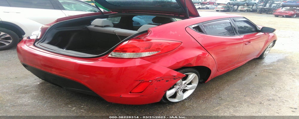 KMHTC6AD0CU028334 2012 HYUNDAI VELOSTER photo no. 4