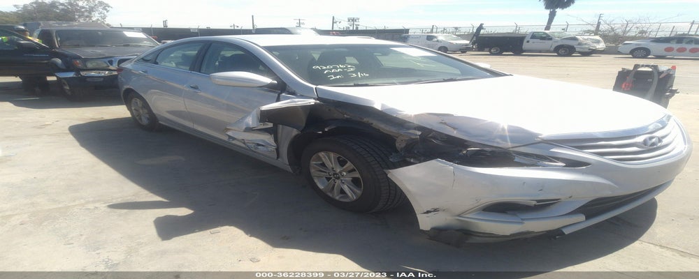 5NPEB4AC7BH131092 2011 HYUNDAI SONATA photo no. 4