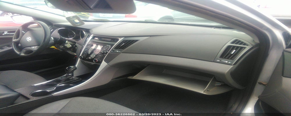 5NPEB4AC3BH076804 2011 HYUNDAI SONATA photo no. 5