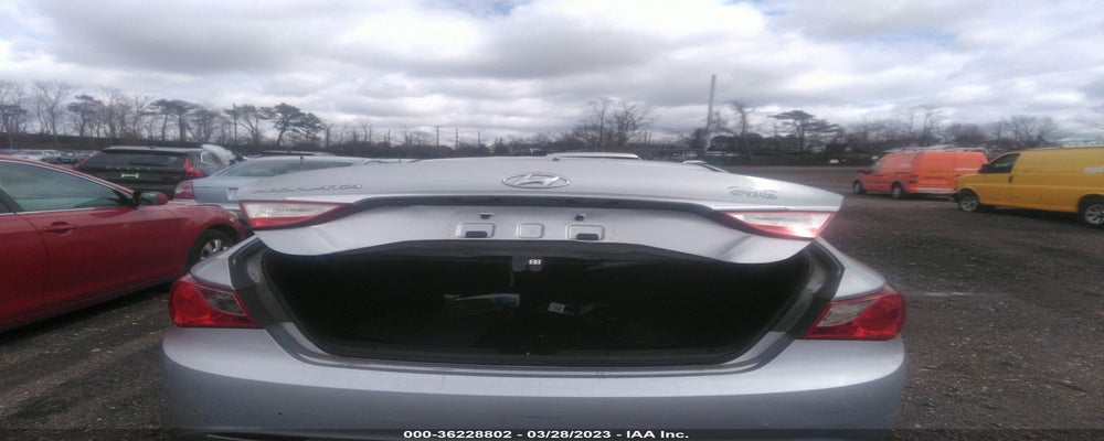 5NPEB4AC3BH076804 2011 HYUNDAI SONATA photo no. 6