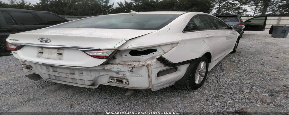 5NPEB4ACXEH862071 2014 HYUNDAI SONATA photo no. 4