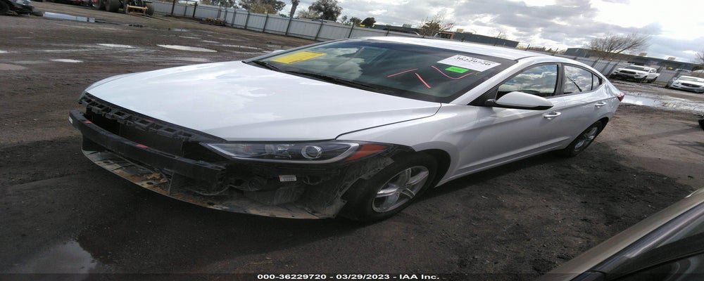 5NPD74LF2JH383786 2018 HYUNDAI ELANTRA photo no. 2