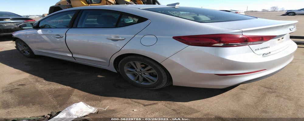 5NPD84LF0JH267788 2018 HYUNDAI ELANTRA photo no. 3