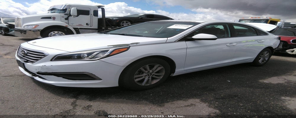 5NPE24AF4HH452333 2017 HYUNDAI SONATA photo no. 2