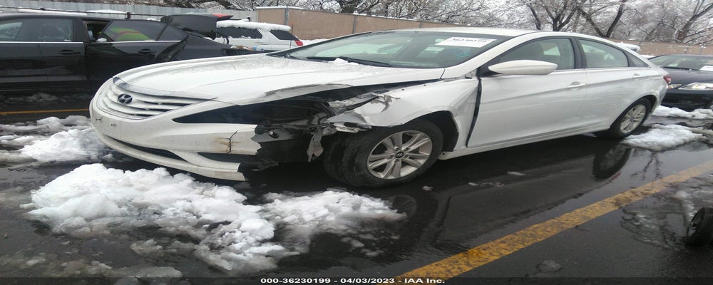 5NPEB4AC3CH313826 2012 HYUNDAI SONATA photo no. 2