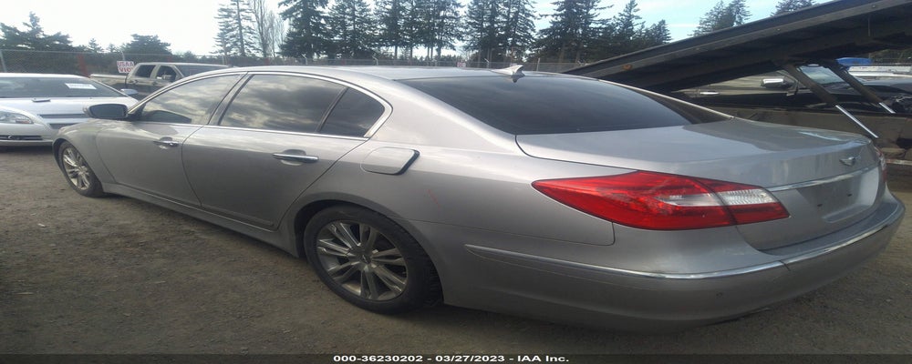KMHGC4DD7CU153557 2012 HYUNDAI GENESIS photo no. 3