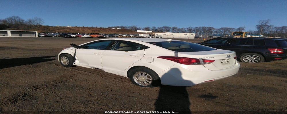 5NPDH4AE9BH040756 2011 HYUNDAI ELANTRA photo no. 3