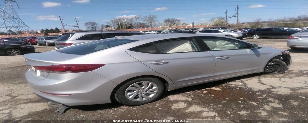 5NPD74LF6JH363427 2018 HYUNDAI ELANTRA photo no. 4