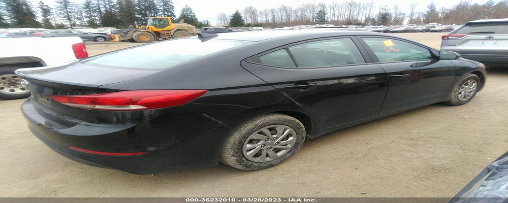 KMHD74LF3HU091818 2017 HYUNDAI ELANTRA photo no. 4