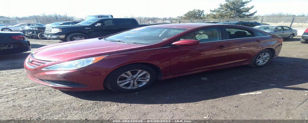5NPEB4AC9EH889696 2014 HYUNDAI SONATA photo no. 2
