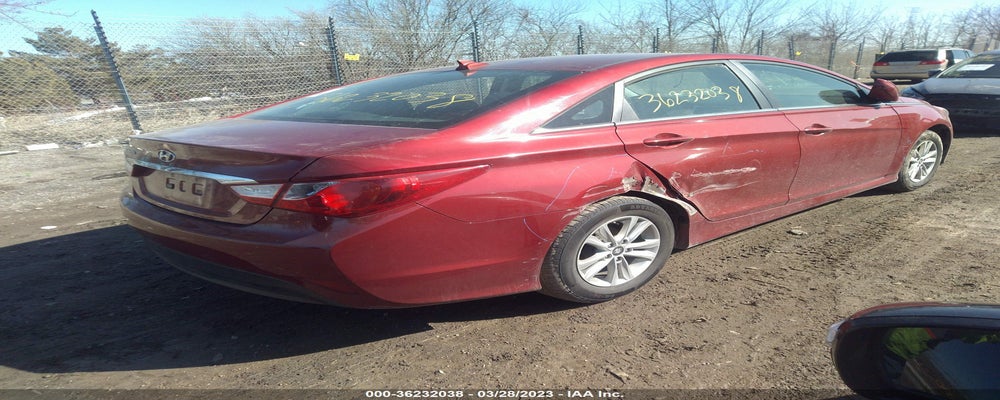 5NPEB4AC9EH889696 2014 HYUNDAI SONATA photo no. 4