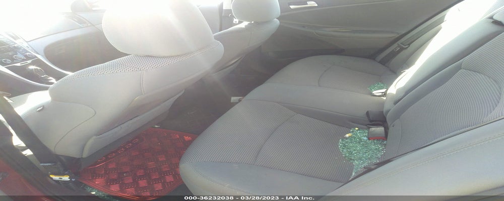 5NPEB4AC9EH889696 2014 HYUNDAI SONATA photo no. 8