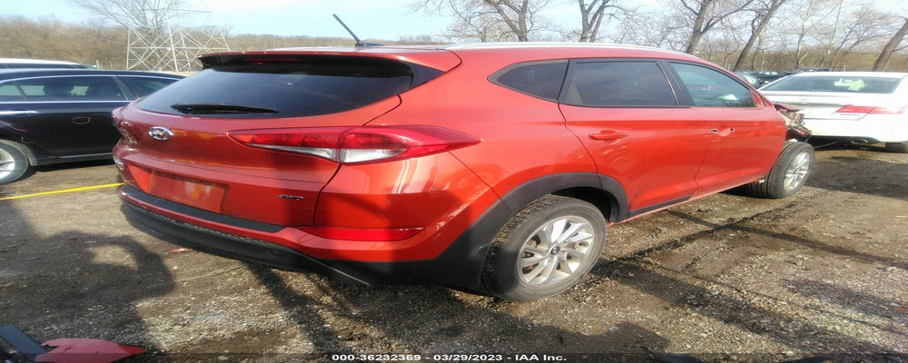 KM8J3CA41GU060110 2016 HYUNDAI TUCSON photo no. 4