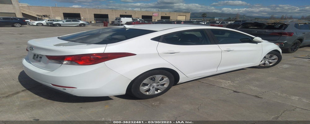 5NPDH4AE7GH711493 2016 HYUNDAI ELANTRA photo no. 4