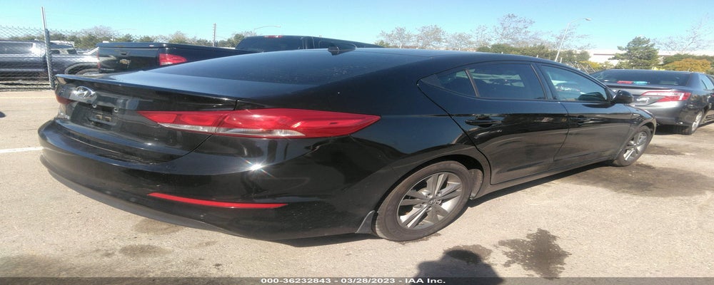 5NPD84LF7JH262698 2018 HYUNDAI ELANTRA photo no. 4