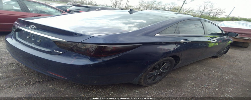 5NPEC4AC8BH081624 2011 HYUNDAI SONATA photo no. 4