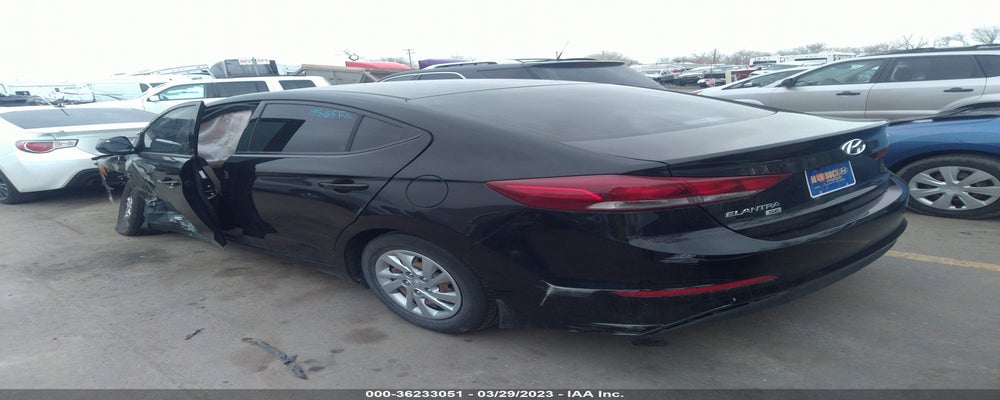 KMHD74LFXJU664929 2018 HYUNDAI ELANTRA photo no. 3