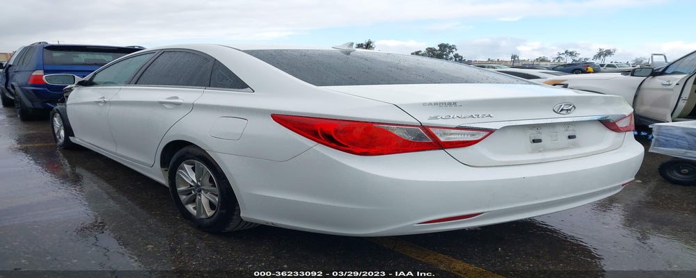 5NPEB4AC0BH300725 2011 HYUNDAI SONATA photo no. 3