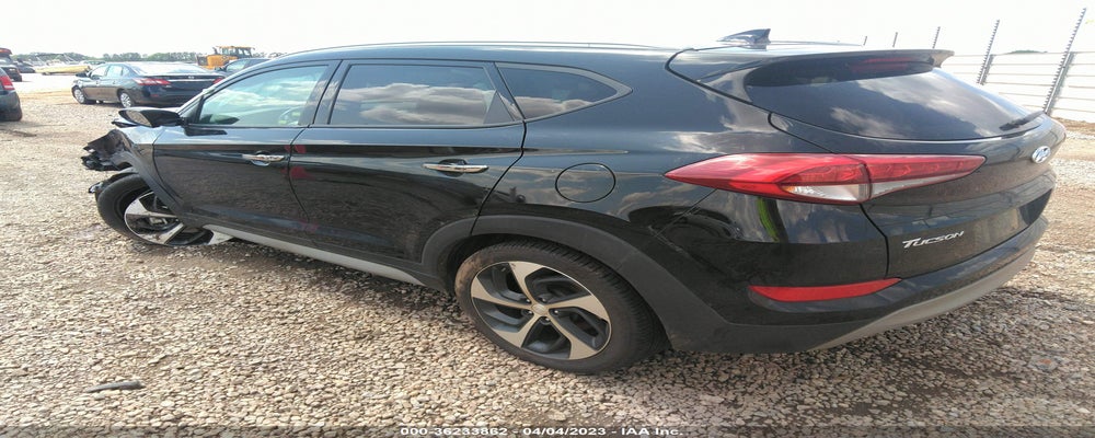 KM8J3CA29JU721940 2018 HYUNDAI TUCSON photo no. 3