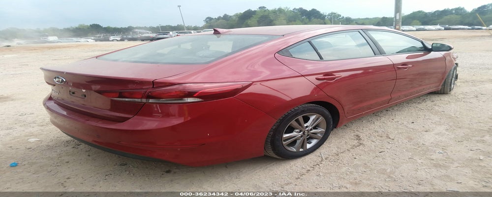 KMHD84LF8HU063946 2017 HYUNDAI ELANTRA photo no. 4