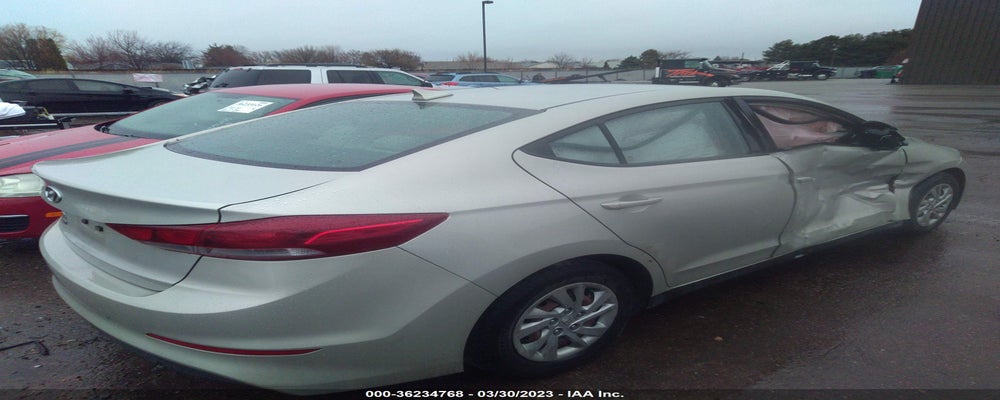 KMHD74LF3HU083847 2017 HYUNDAI ELANTRA photo no. 4