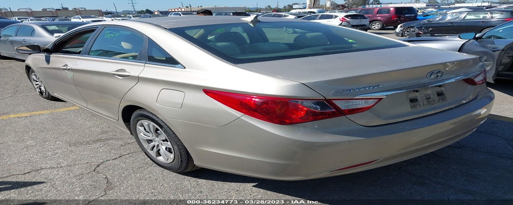 5NPEB4AC4BH201132 2011 HYUNDAI SONATA photo no. 3