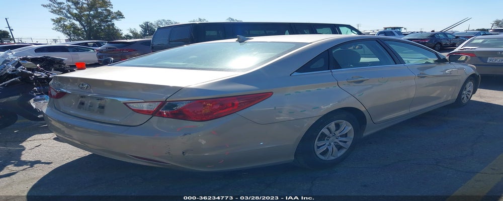 5NPEB4AC4BH201132 2011 HYUNDAI SONATA photo no. 4