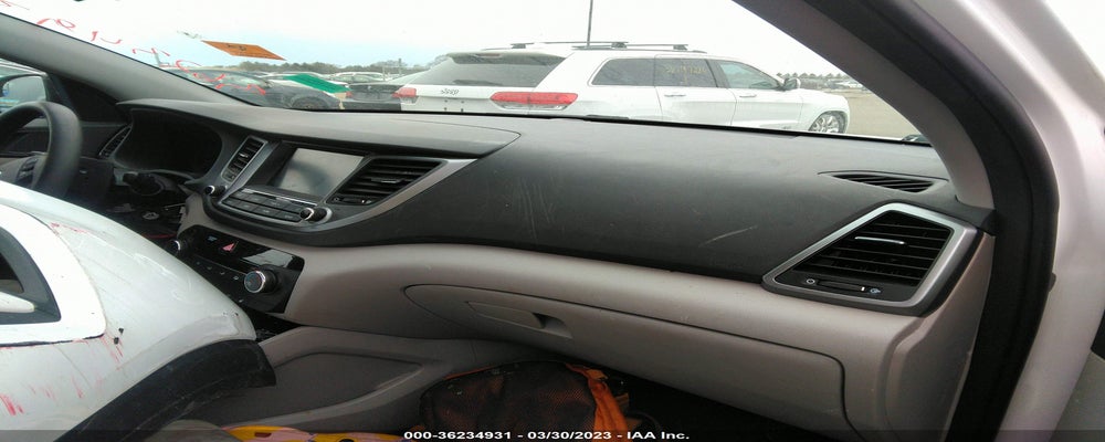 KM8J3CA49JU609074 2018 HYUNDAI TUCSON photo no. 5