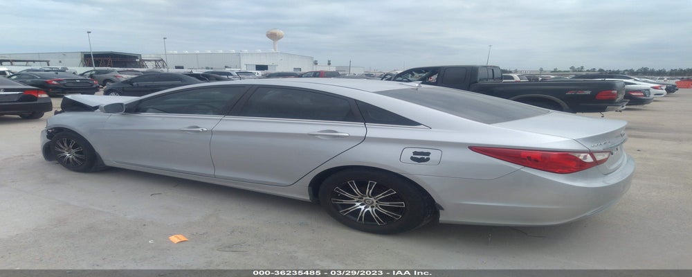 5NPEB4AC7CH321766 2012 HYUNDAI SONATA photo no. 3