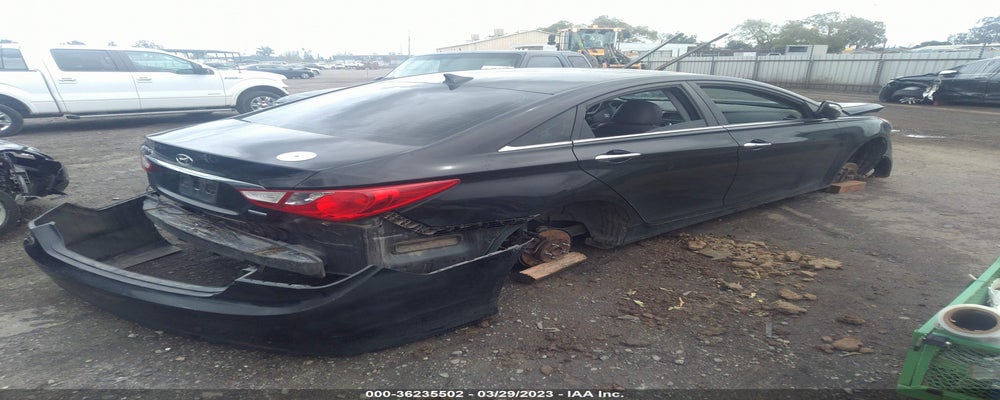 5NPEC4AC5BH006394 2011 HYUNDAI SONATA photo no. 4